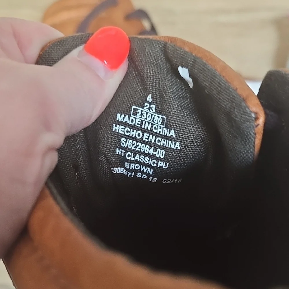 New Old Navy Boys Brown Faux Leather High-Top Sneakers